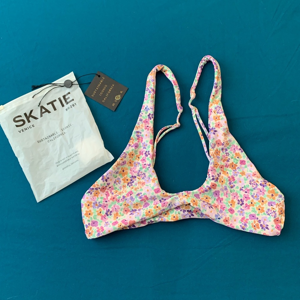 Skatie Bikini Top